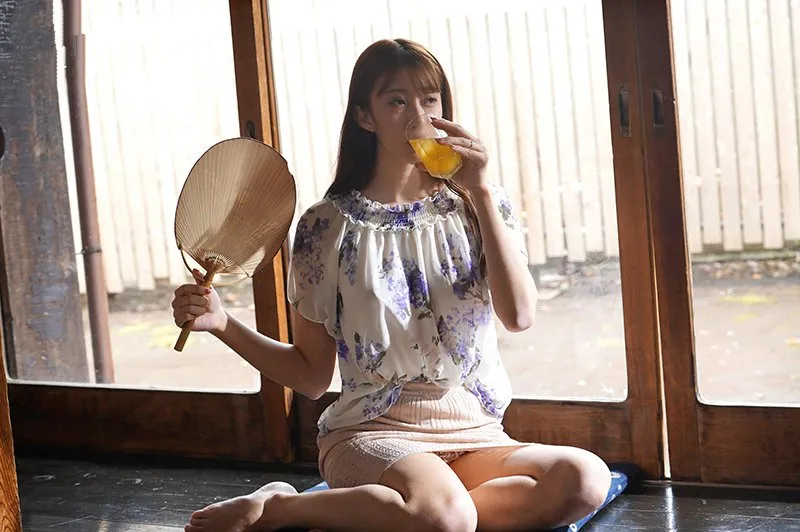 Mùa hè buồn chán ở quê xoạc bà xã cạnh bên nhà thiếu thốn vì lấy chồng già